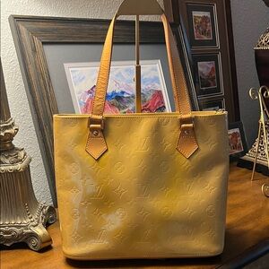 Louis Vuitton Vernis Sunny Yellow Tote